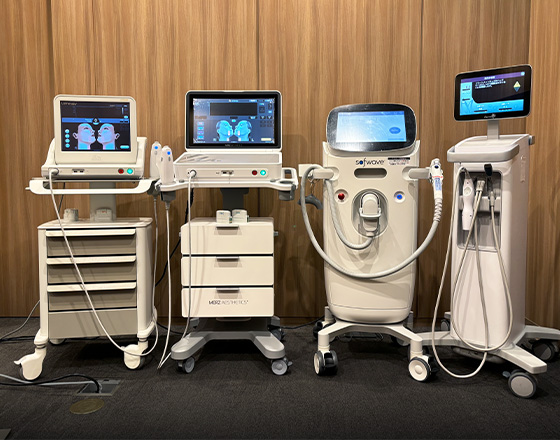 当院で使用している医療機器、ウルセラプライムとサーマクールFLXの写真